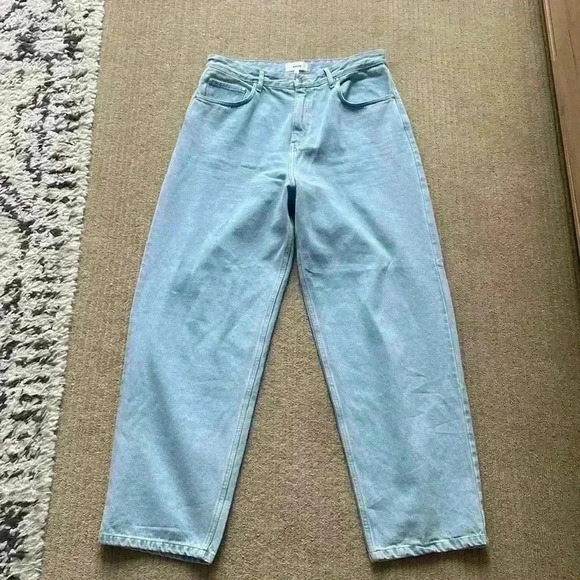 KOTN Unisex Antifit Denim high-waisted jeans light wash 36/32 (12-14). - Picture 2 of 16